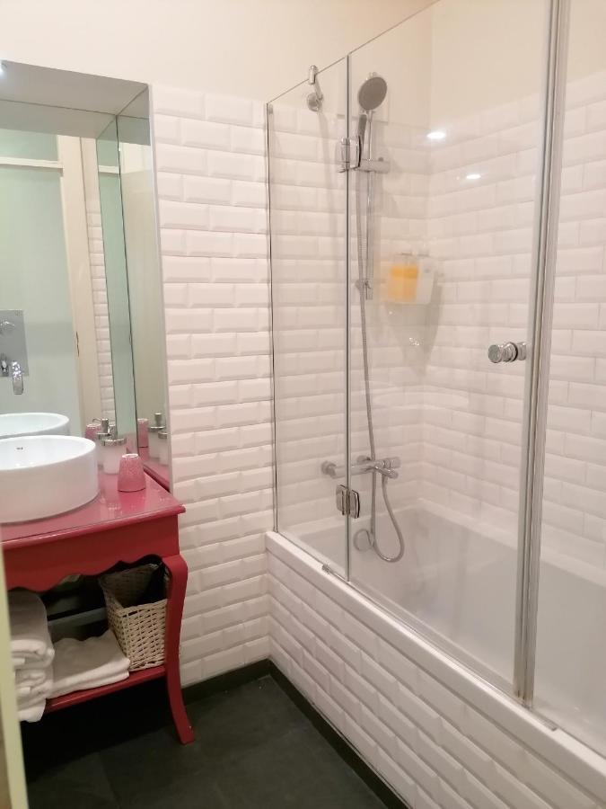 Two-Bedroom Deluxe Apartment