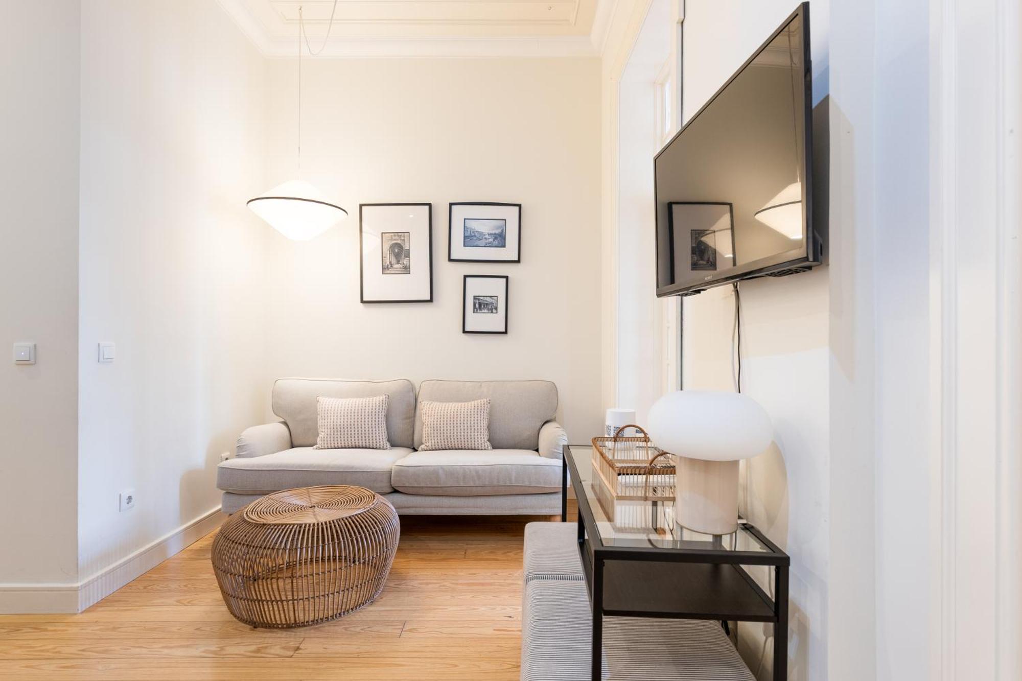 Two-Bedroom Deluxe Apartment