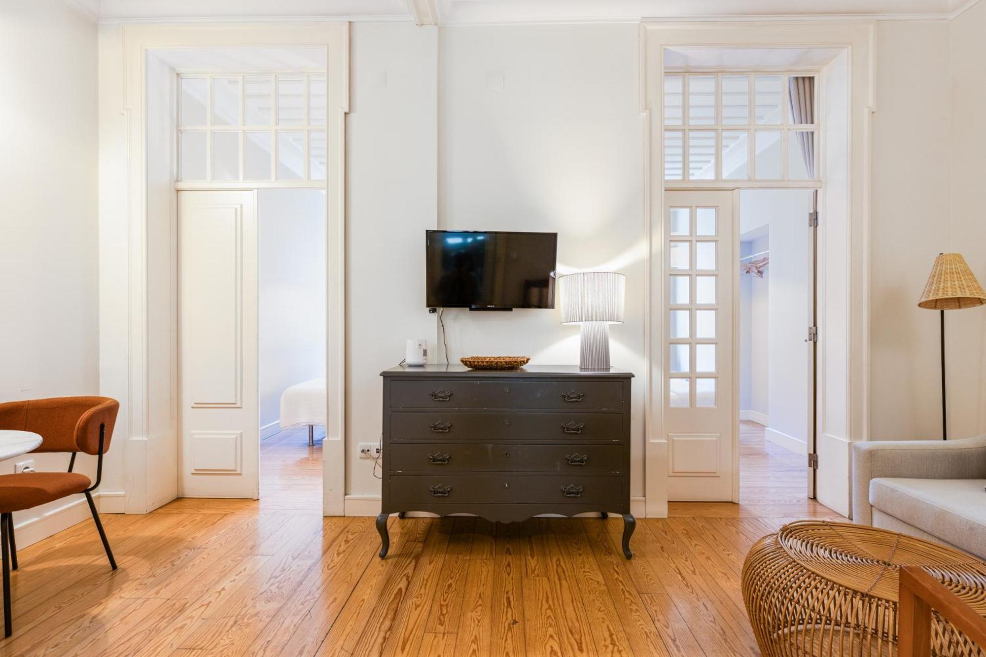 Two-Bedroom Deluxe Apartment