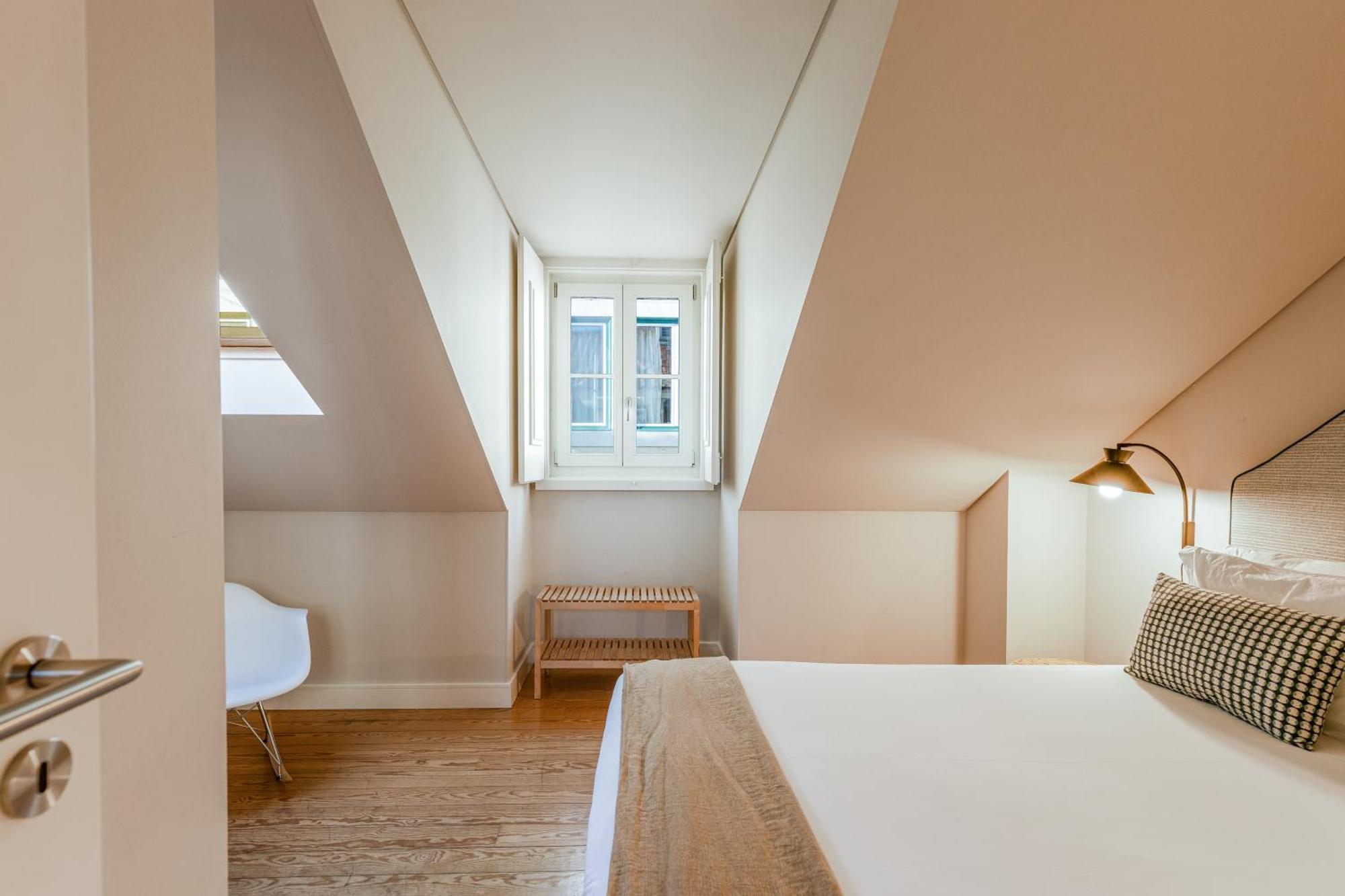 One-Bedroom Apartment City View